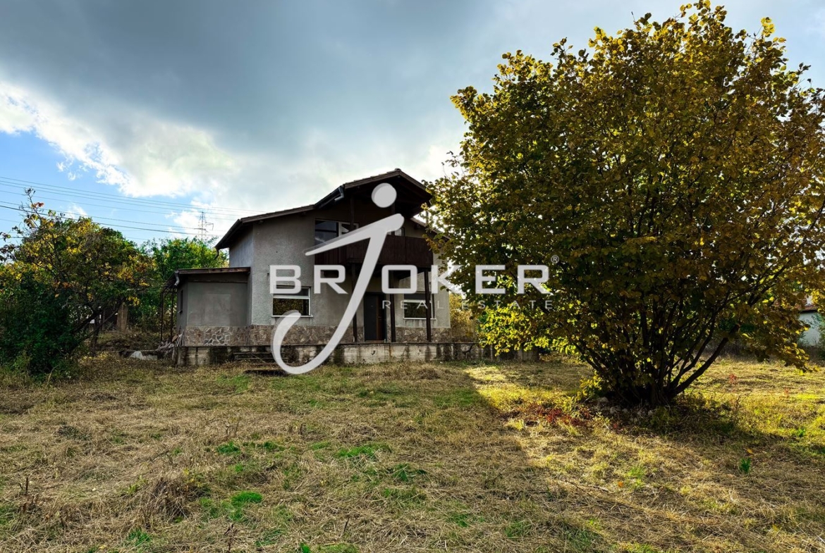 Къща - Кърджали, област, с.Резбарци - 0