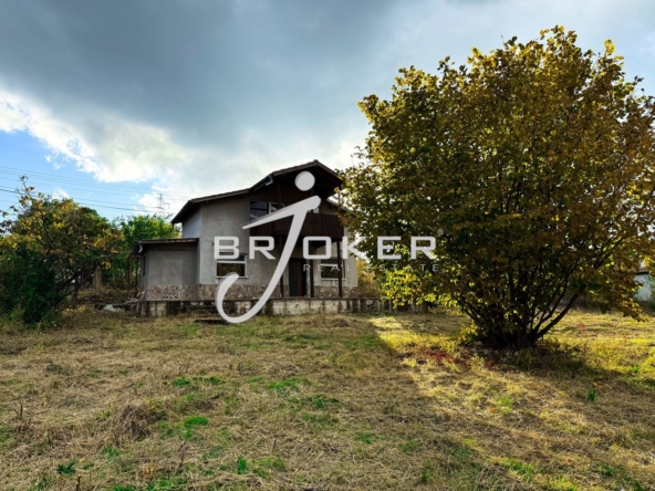 Къща - Кърджали, област, с.Резбарци - 0