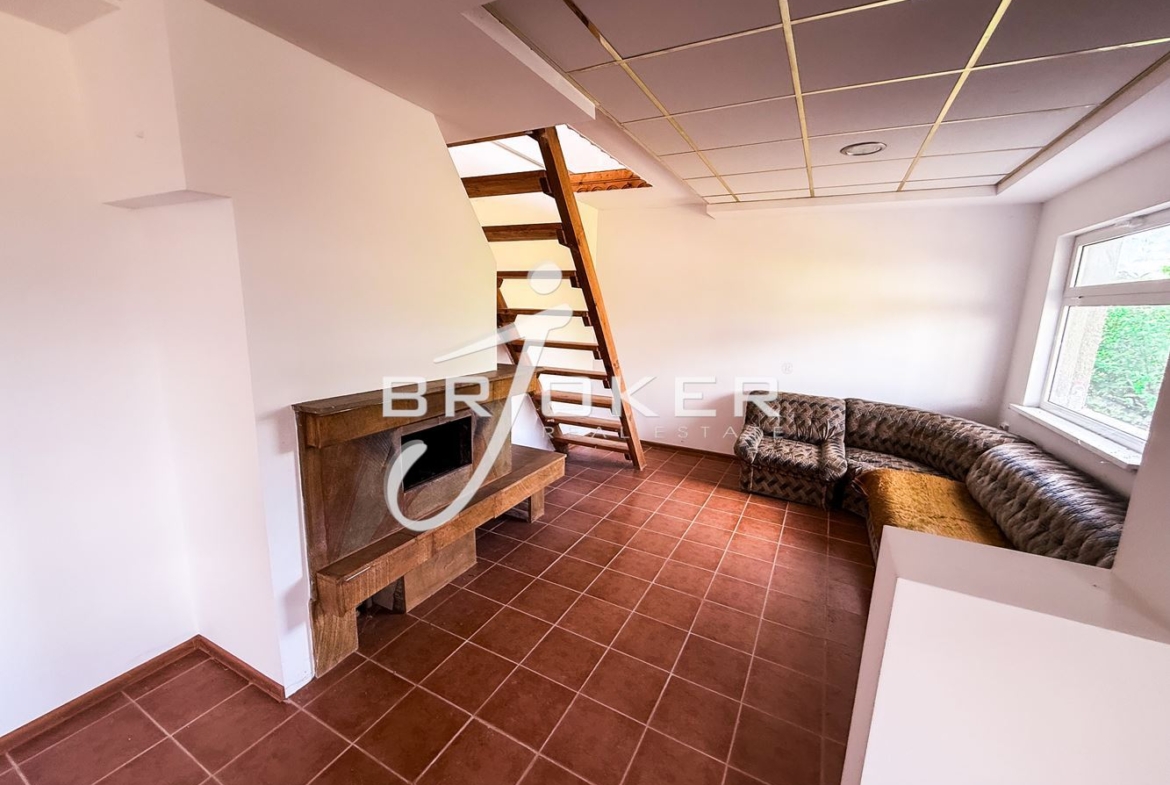 Къща - Кърджали, област, с.Резбарци - 0