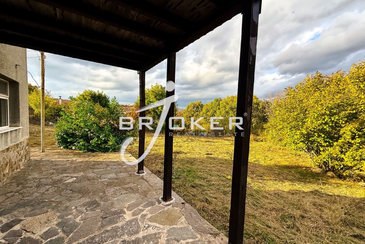 Къща - Кърджали, област, с.Резбарци - 0