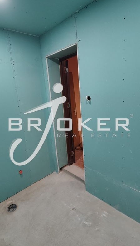 Къща - Кърджали, област, с.Резбарци - 0