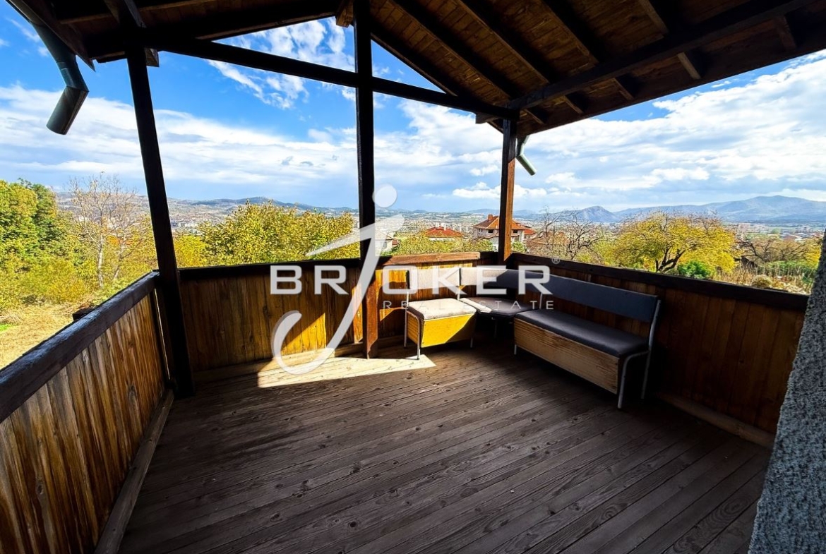 Къща - Кърджали, област, с.Резбарци - 0