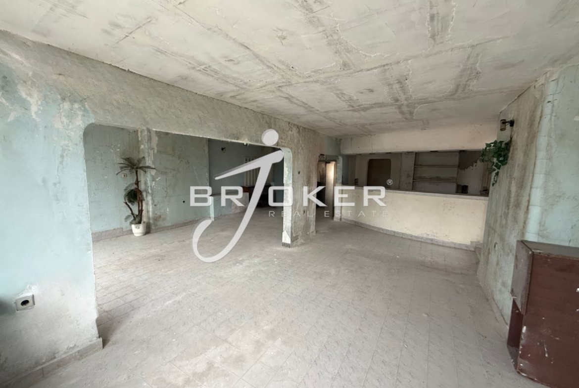 3-стаен - Кърджали, Възрожденци - 0