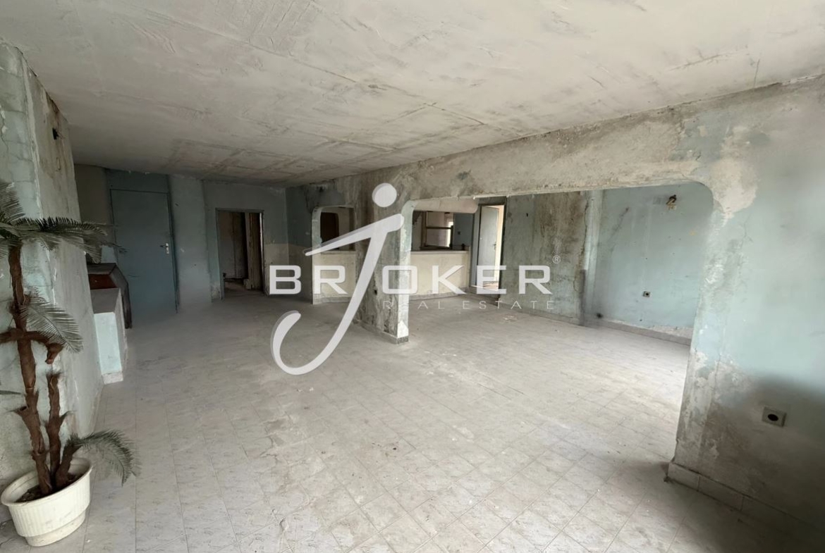 3-стаен - Кърджали, Възрожденци - 0