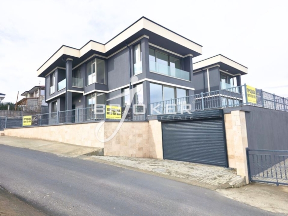 Къща - Кърджали, Възрожденци - 0