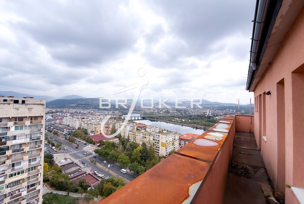 ПАНОРАМНА ГЛЕДКА ! ! ! ОТЛИЧНА ИНВЕСТИЦИЯ ! ! ! НАЙ-НИСКА ЦЕНА ЗА РАЙОНА ! ! ! - 0