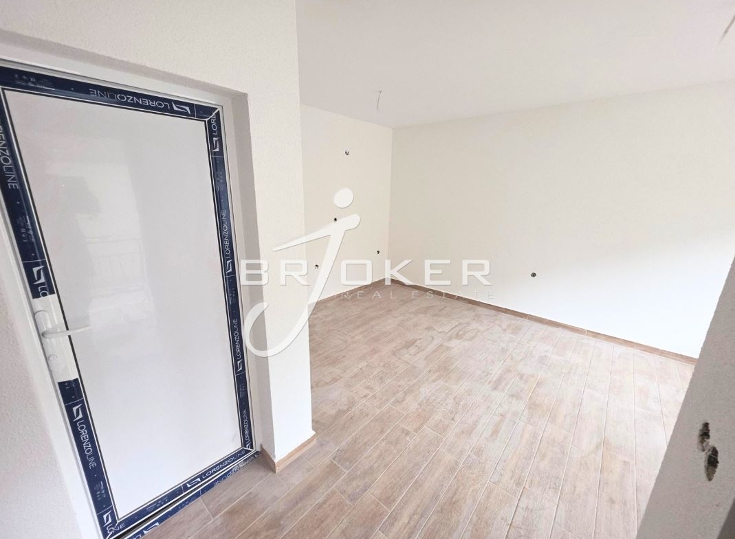 Офис - Кърджали, Студен кладенец - 0