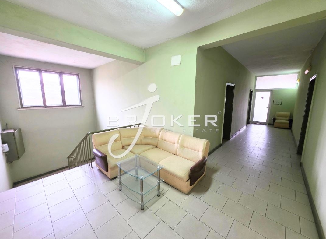 Офис - Кърджали, Център - 0